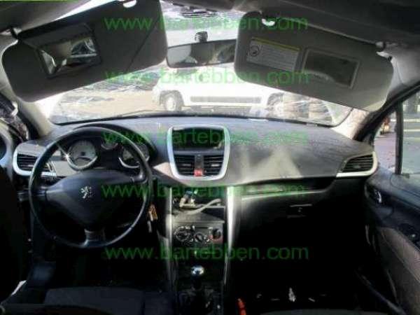 PEUGEOT 207 1.4 VTI