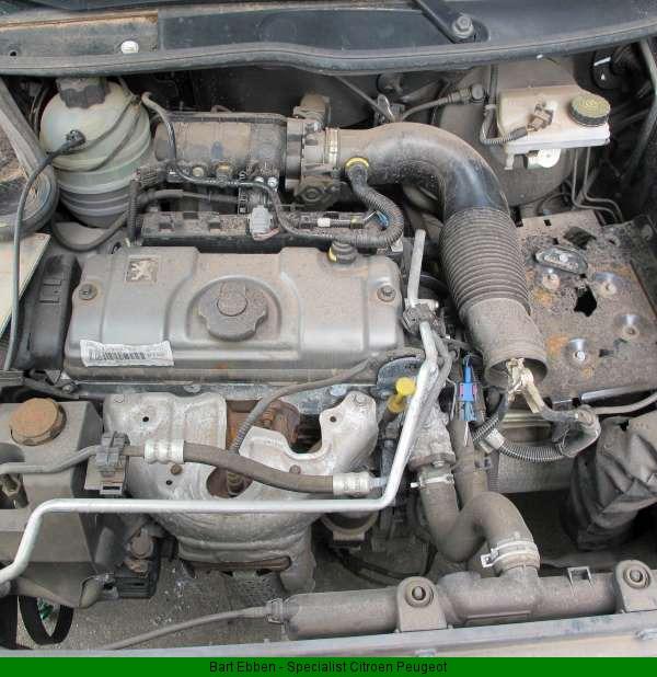 PEUGEOT 206 1.1 X LINE