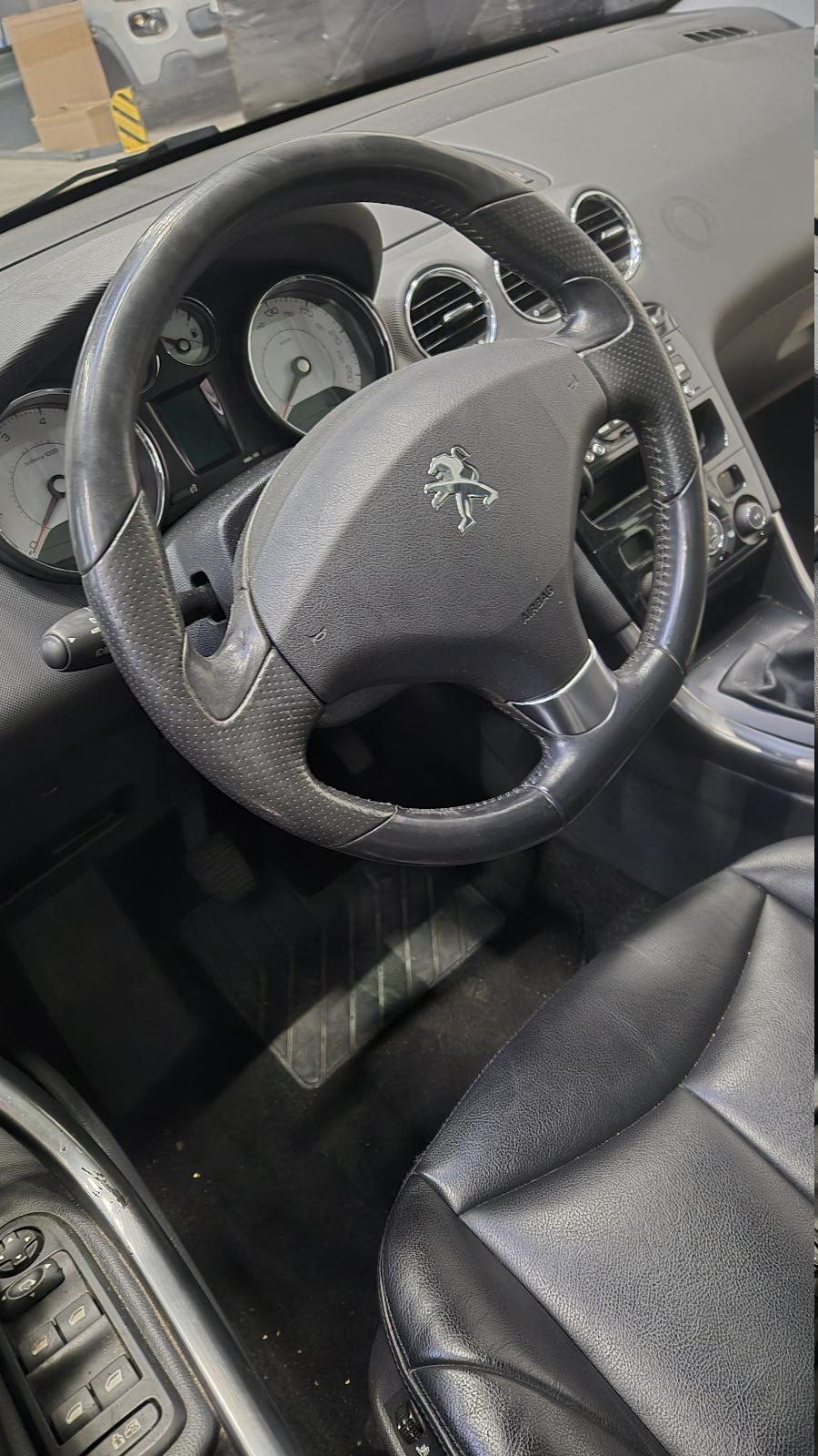PEUGEOT 308 308 (T7) 5DRS SEDAN