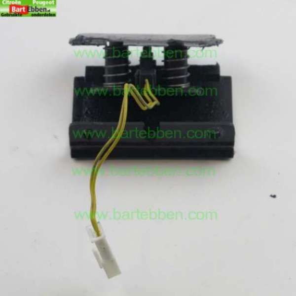 PLURIEL/ PRELIFT SCHAKELAAR MET MICROSENSOR ACHTERRAAM IN DAK TE OPENEN/ ZIE 8484C1