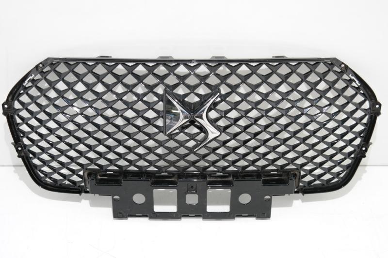 GRILLE LOS VAN BUMPER/ 9820885677/ ZIE 9820885680