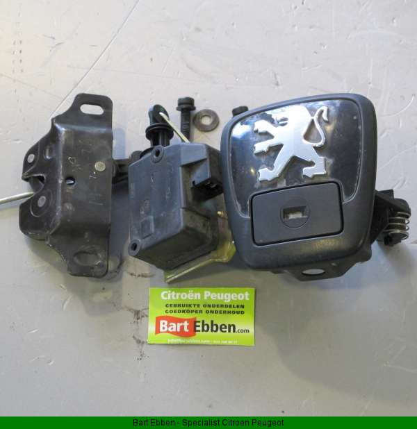 CABRIO/ BINNENSLOT + CV (+PEUGEOT TEKEN)/ ZIE 8726L1 8726L2 +SLOTMOTOR ZIE 661502 + SLOT ZIE 871945