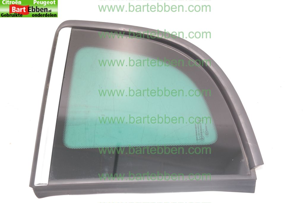 GELIJMDE RUIT IN CARROSERIE/ ZIE 8569XE