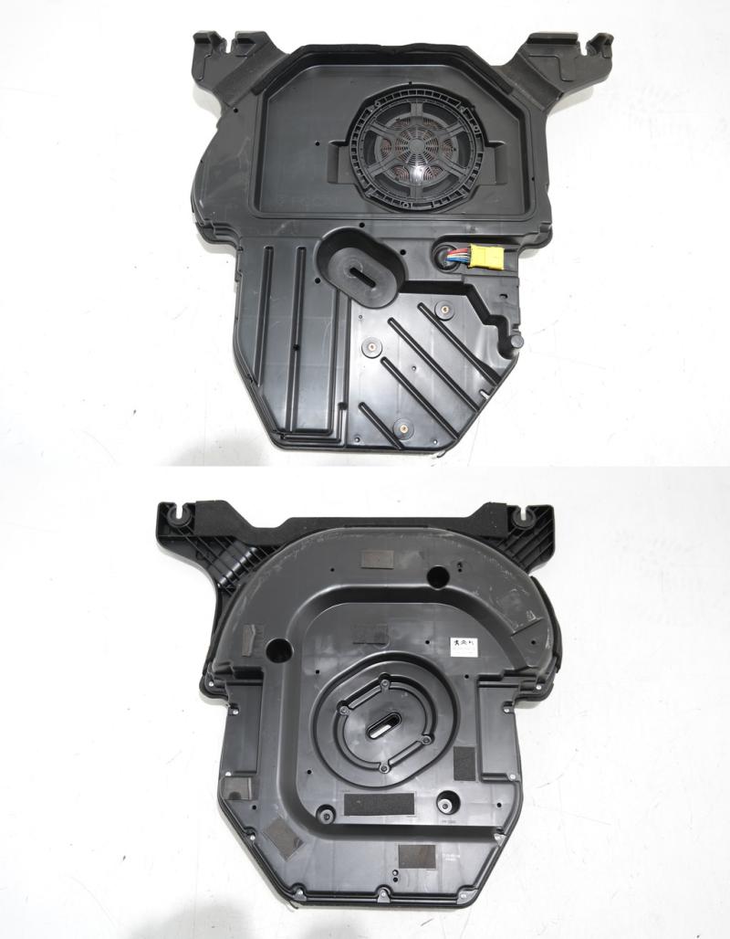 SUBWOOFER/ TYPE ZONDER ADBLUE TANK/ FOCAL 9832061580/ ZIE 9825614980