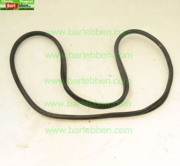 DEURRUBBER RONDOM IN SPONNING/ LINKS +RECHTS VOOR/ ZIE 9801002080