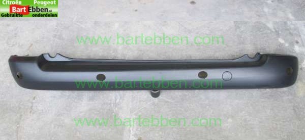 SW/ ACHTER BUMPERLIJST ONGESPOTEN/ +GATEN SENSOREN/ 9680251577/ ZIE.7452PC 7452PA