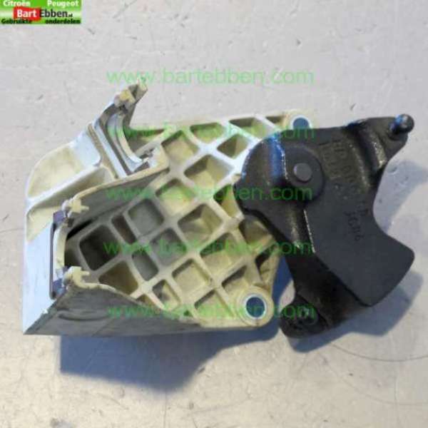 HDI 1.4 16V 8HY/ HAND/ KUNSTSTOF MECHANISME OP BAK/ 9639495180/ TFX2049/ ZIE.240872