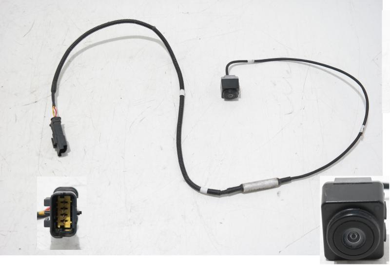 ACHTERUITRIJCAMERA IN ACHTERKLEP/ ZIE 9807120680 RP 9812775380
