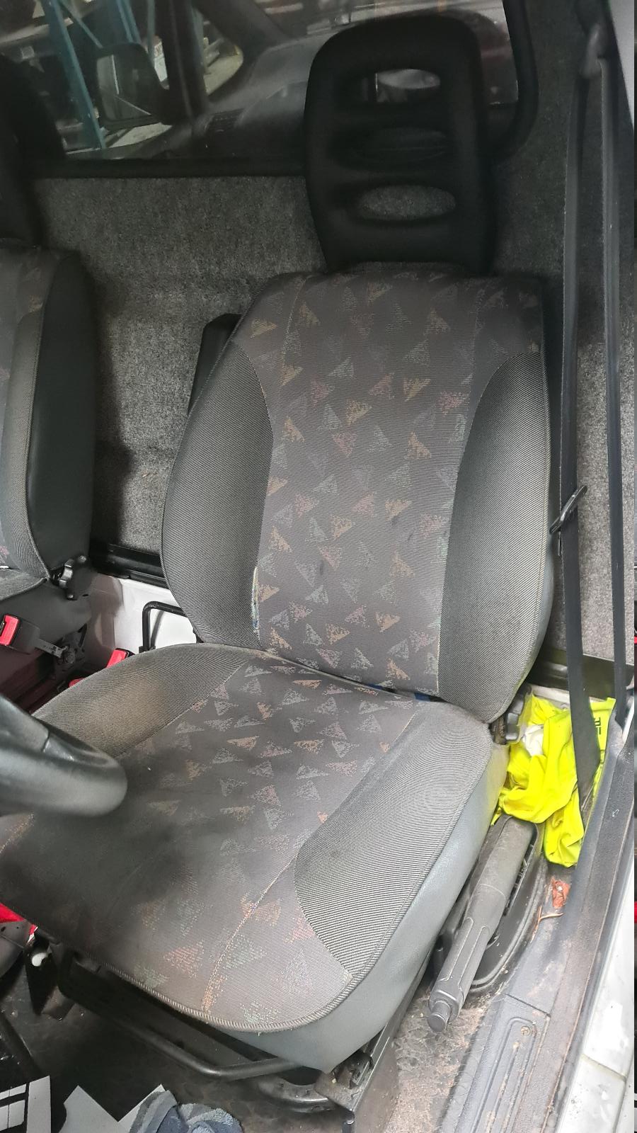 CITROEN JUMPY KORTE GESLOTEN BUS
