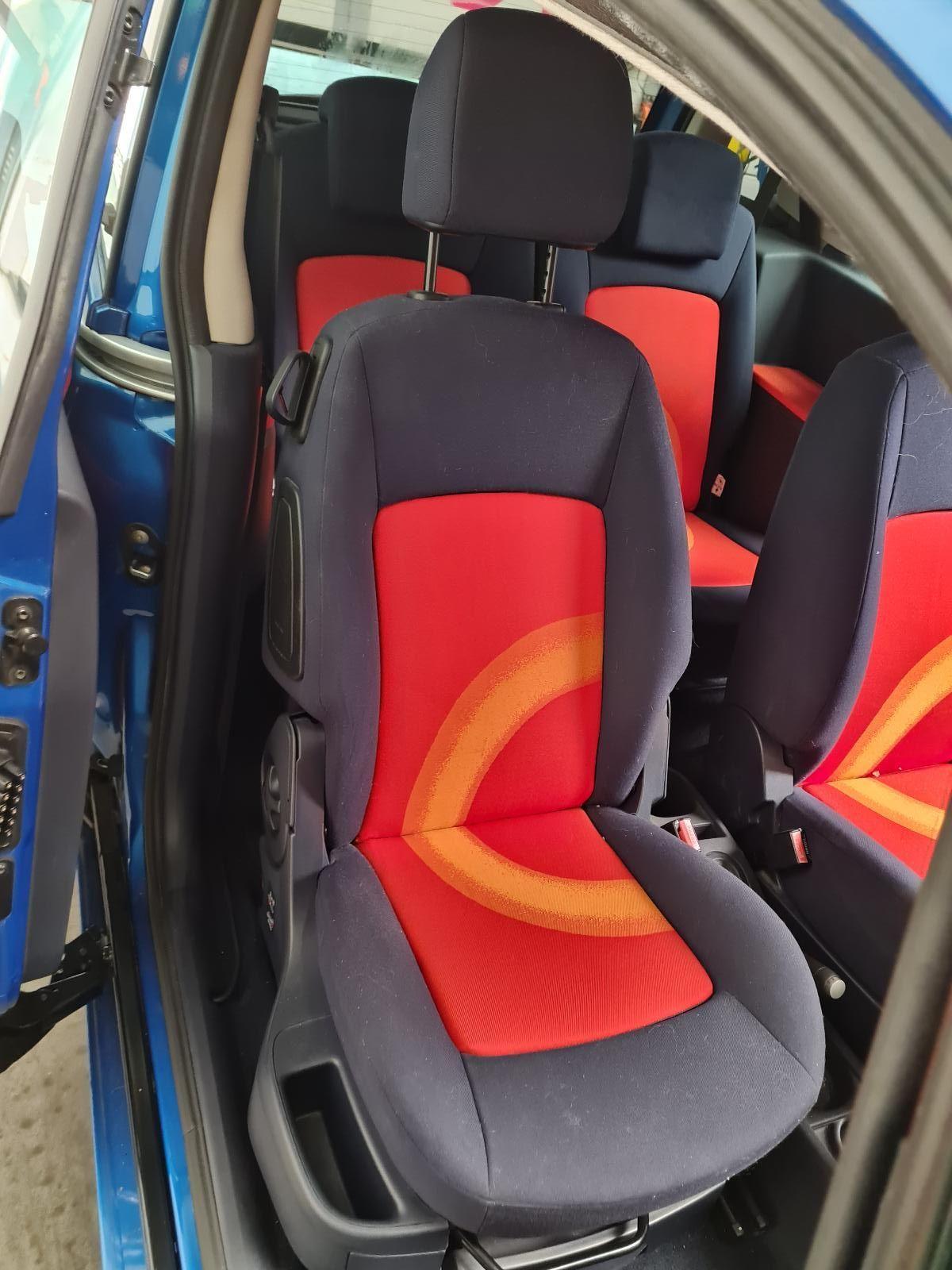 PEUGEOT 1007 PERSONEN AUTO 2 SCHUIFD