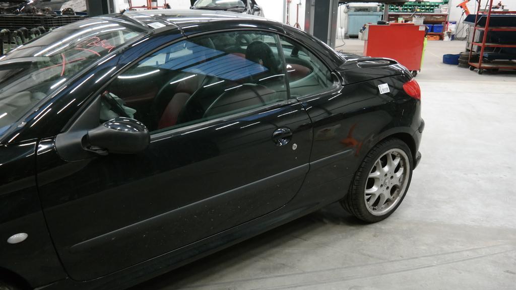 PEUGEOT 206 CC