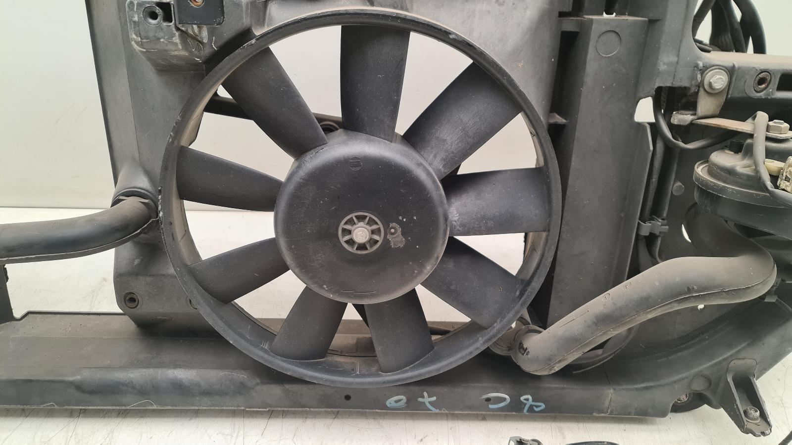 BINNENFRONT 710488 MET ENKELE FANMOTOR 125352 +BLAD ECIA 125450 NFP