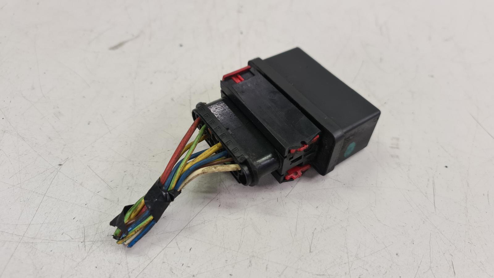 OMRON 240107 454935 NFP +STEKKER