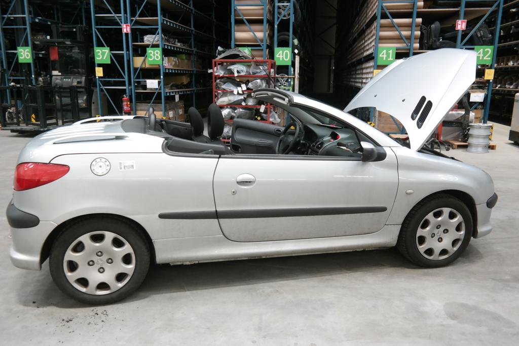 PEUGEOT 206 CC