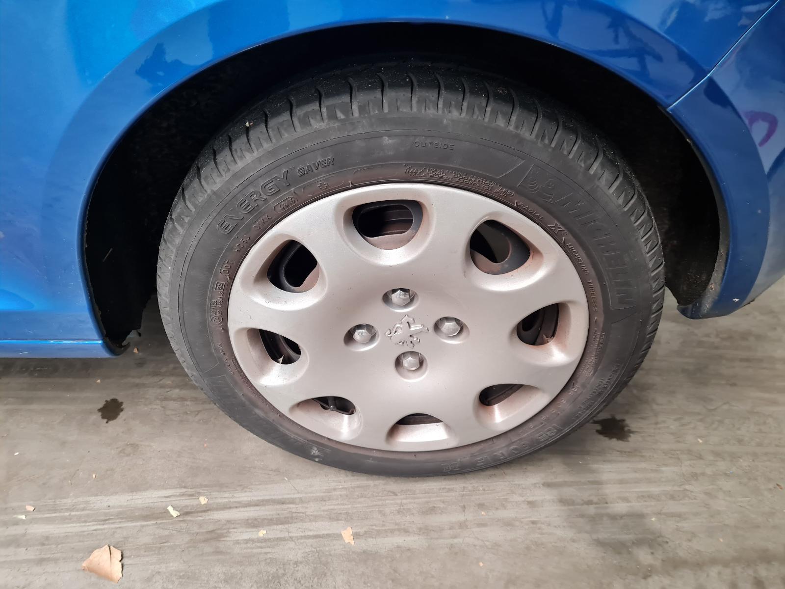 PEUGEOT 1007 PERSONEN AUTO 2 SCHUIFD