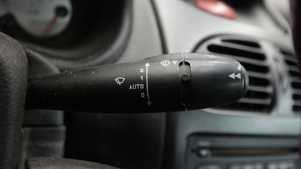 PEUGEOT 206 CC