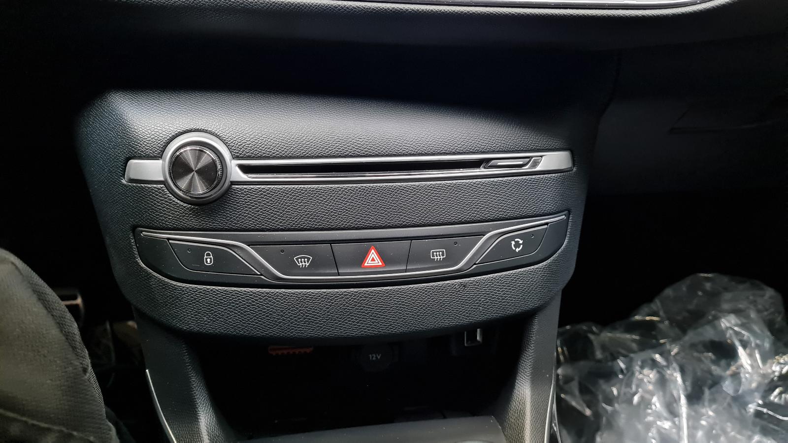 PEUGEOT 308 (T9) 308 (T9) 5DRS SEDAN GTI