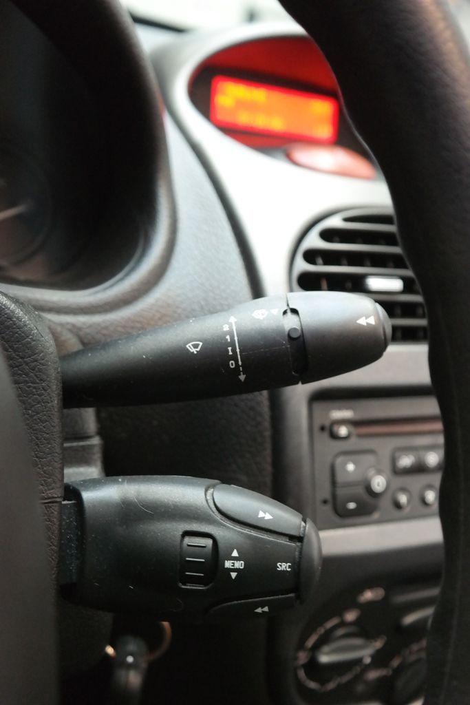 PEUGEOT 206 CC