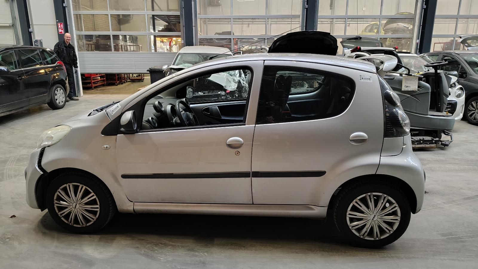 CITROEN C1 SEDAN 5DRS