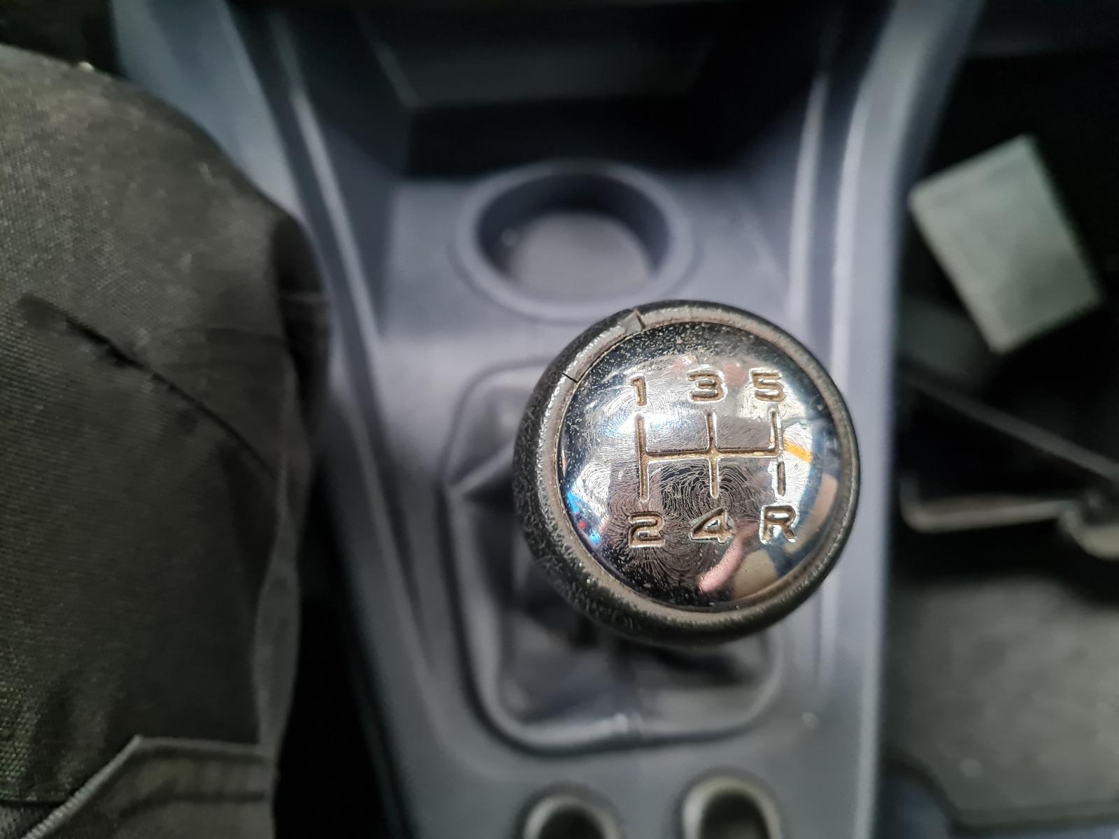 PEUGEOT 1007