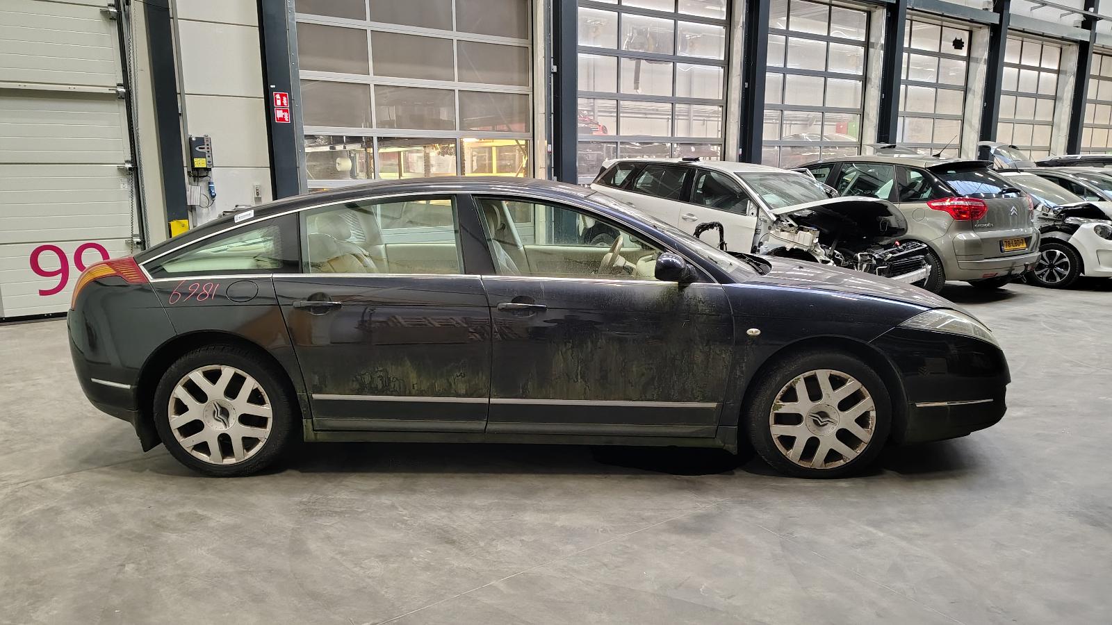 CITROEN C6 4DSR SEDAN