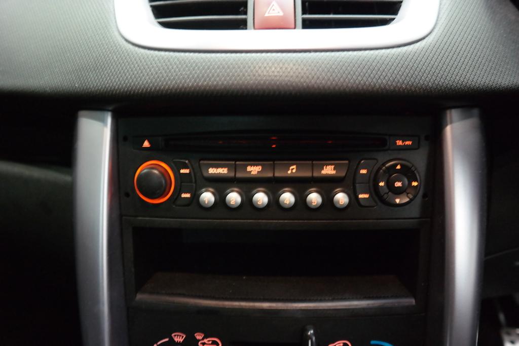 PEUGEOT 207 CABRIO