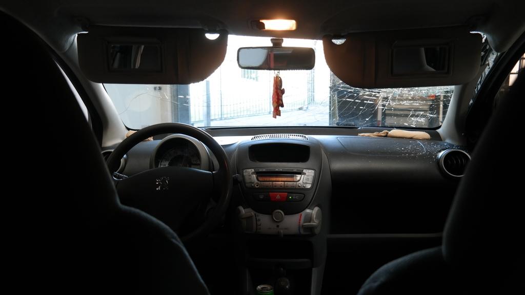 PEUGEOT 107 SEDAN