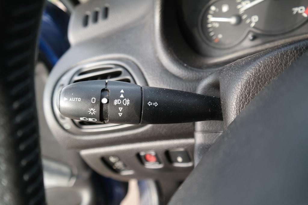 PEUGEOT 206 GENTRY