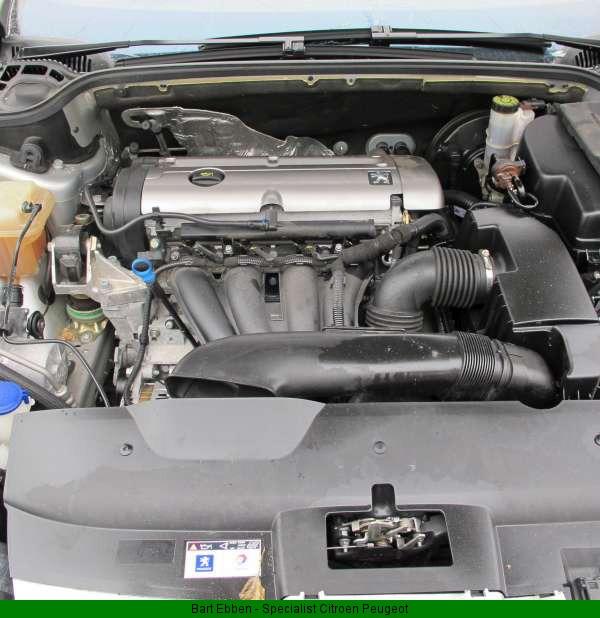 PEUGEOT 407 2.2 COUPE