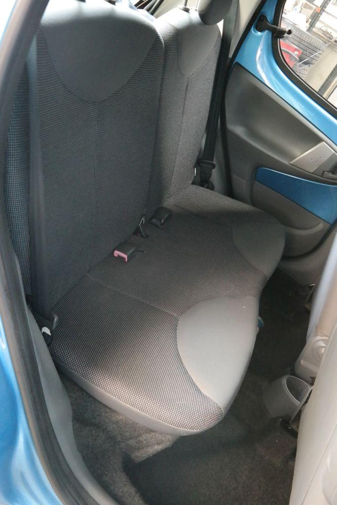 PEUGEOT 107 SEDAN
