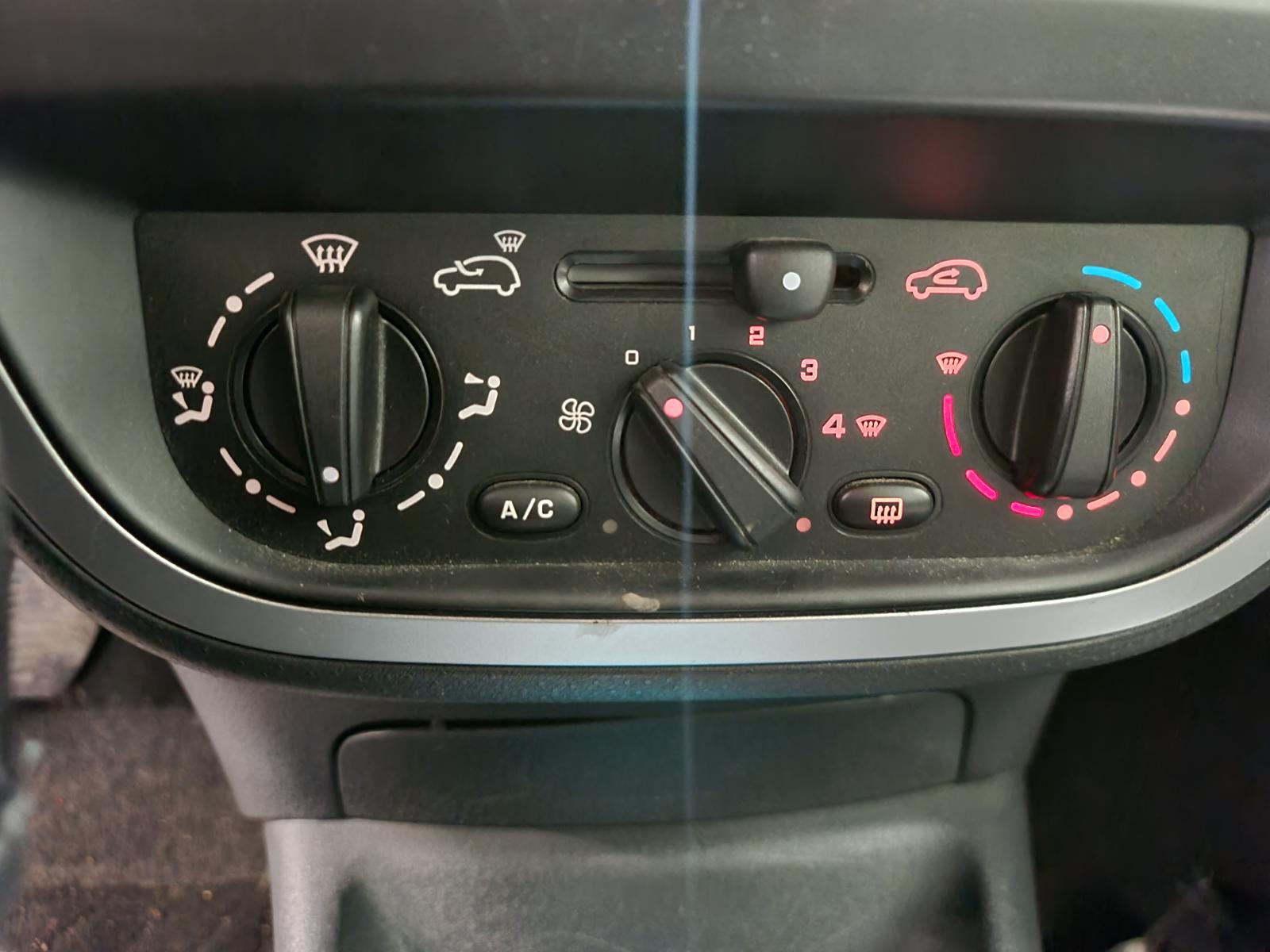 CITROEN C3 5DRS SEDAN