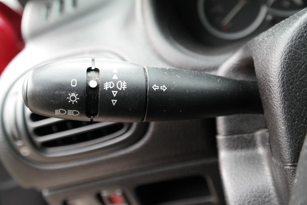 PEUGEOT 206 1.4