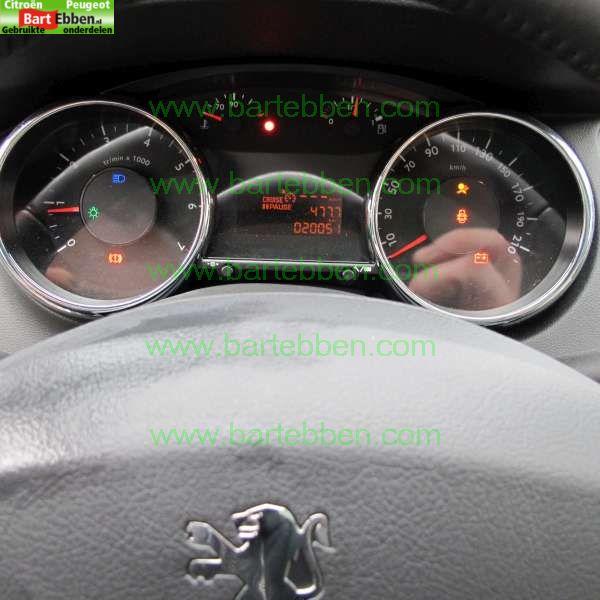 PEUGEOT 5008 RUIMTEWAGE