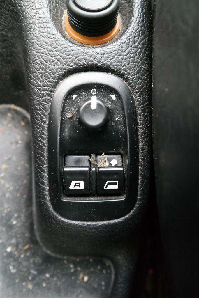 PEUGEOT 206 GENTRY