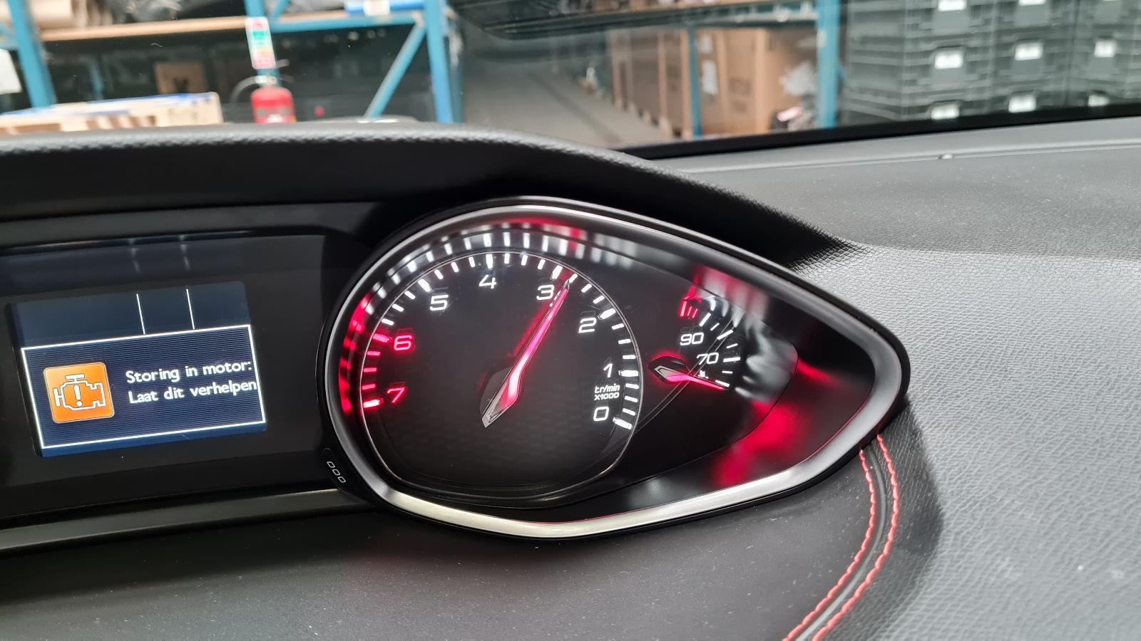 PEUGEOT 308 (T9) 308 (T9) 5DRS SEDAN GTI