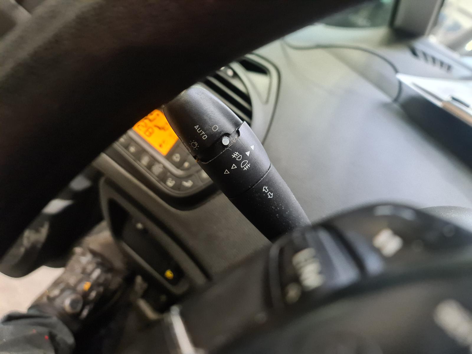 CITROEN C4 PICASSO FAMILIALE 5 PERSOONS