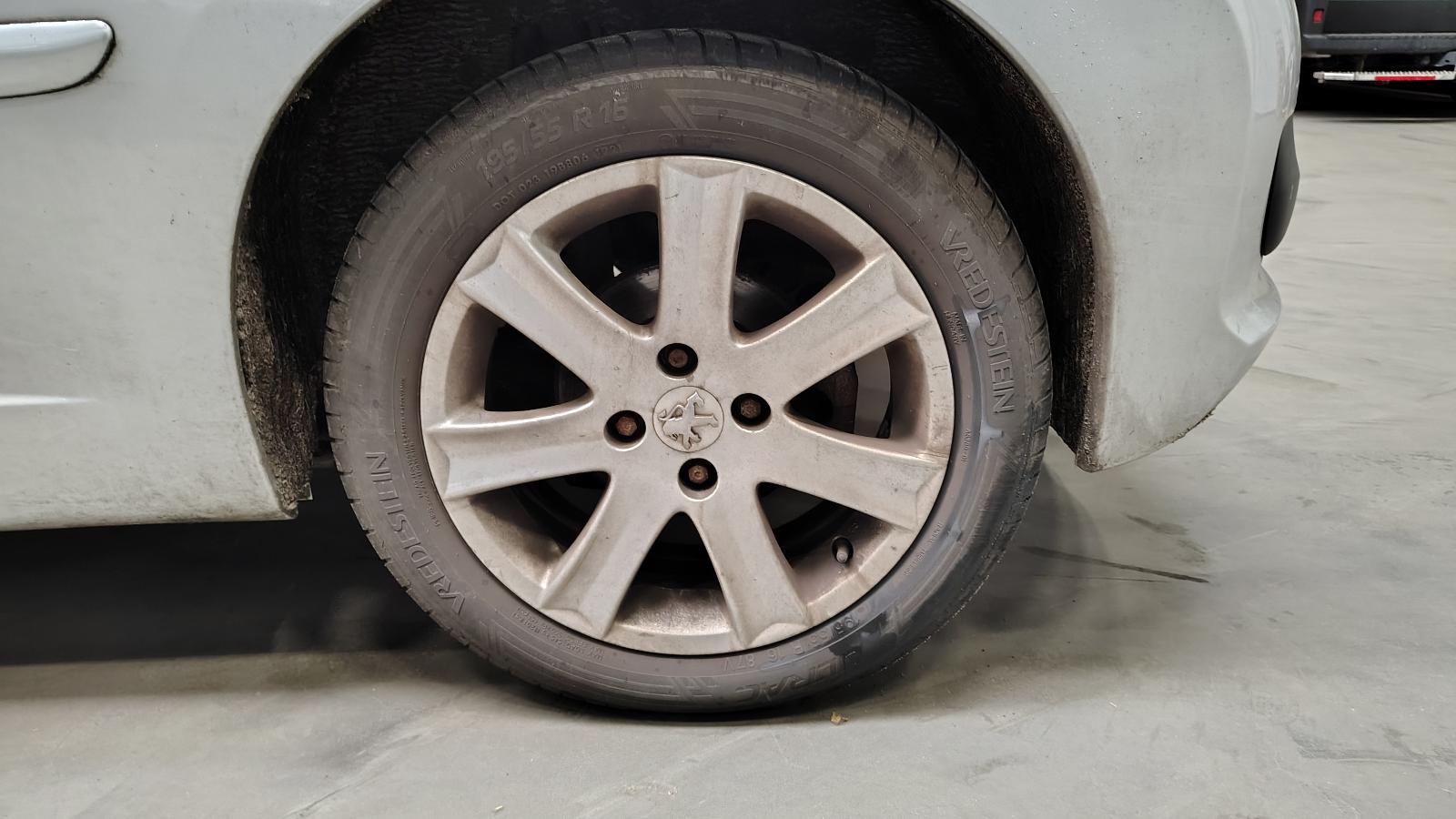PEUGEOT 207 SEDAN 207 3DRS