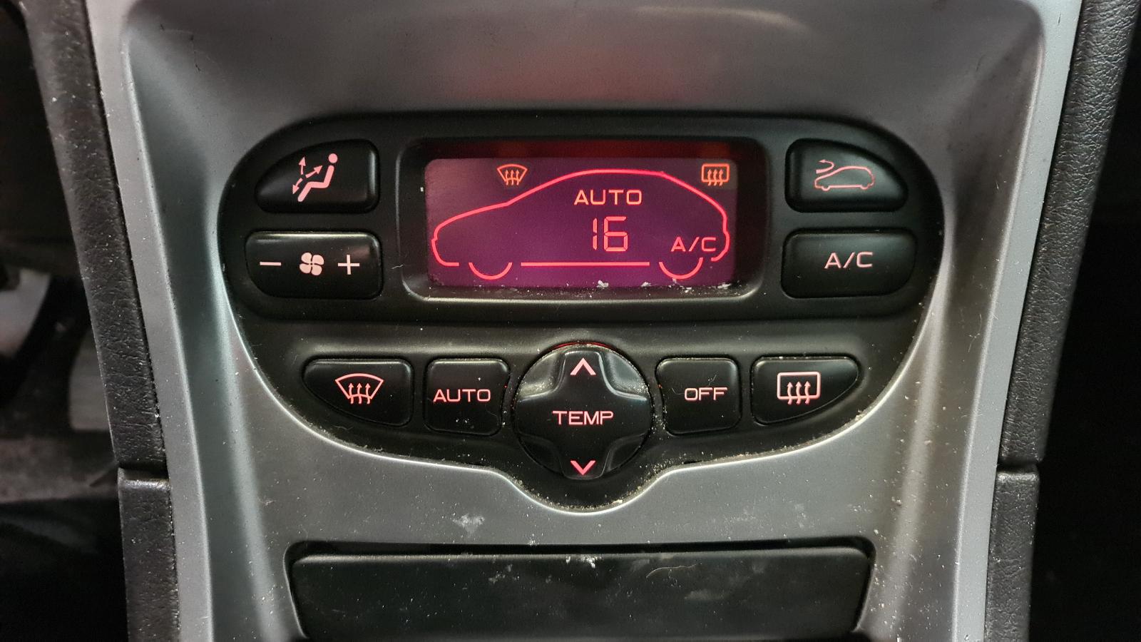 PEUGEOT 307 5DRS SEDAN