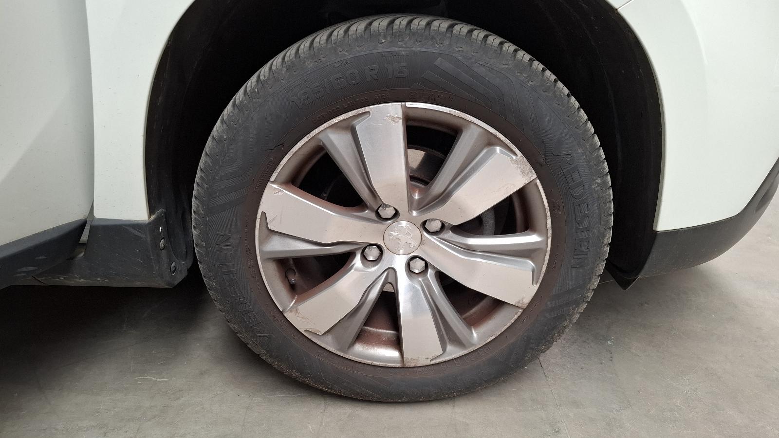 PEUGEOT 2008 2008 (A84F) CROSS-OVER 5 DRS