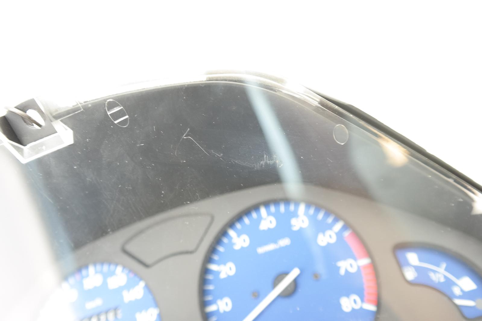 B1 ZIE.6101EC RV Jaeger 64703km blauw krasje in glas JH