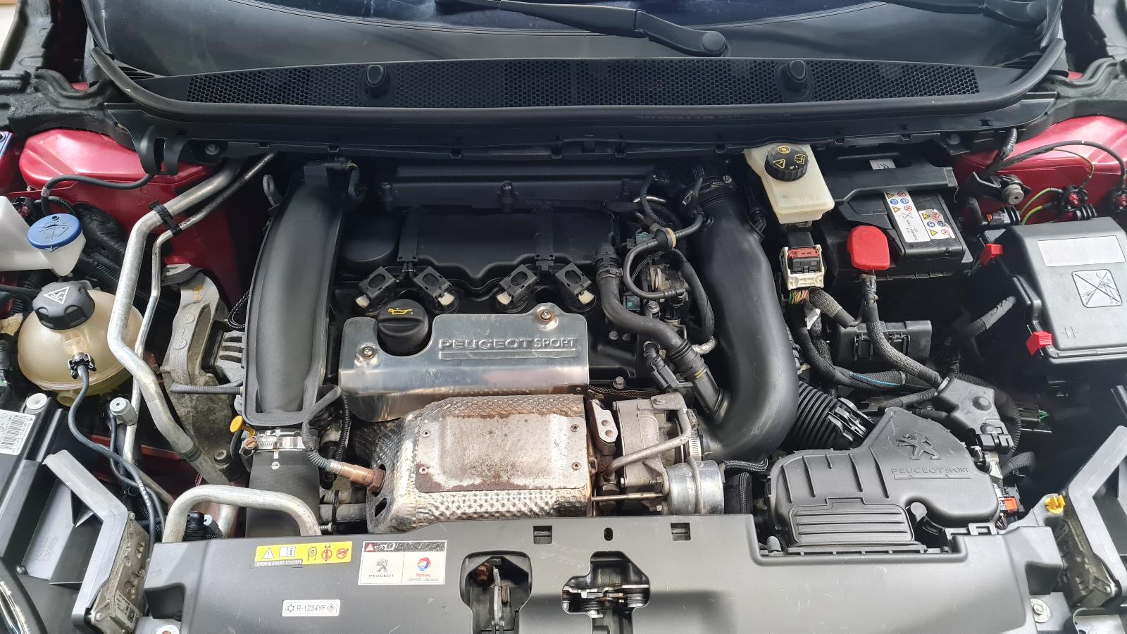 PEUGEOT 308 (T9) 308 (T9) 5DRS SEDAN GTI
