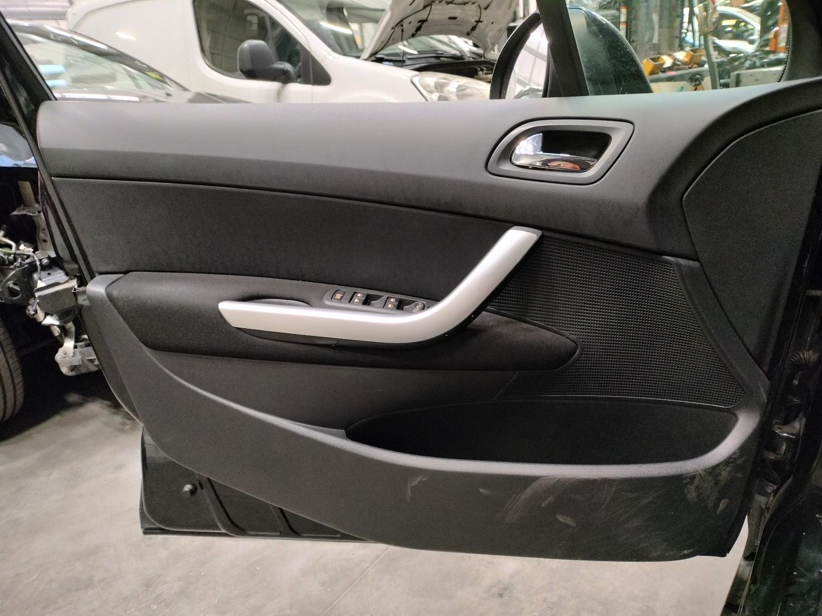 PEUGEOT 308 308(T7)