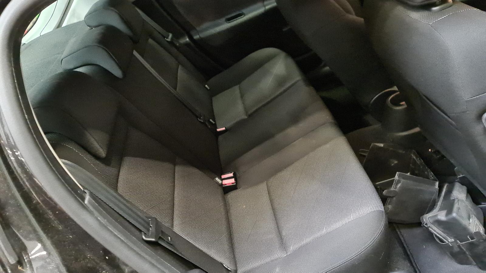 PEUGEOT 207 5DRS SEDAN