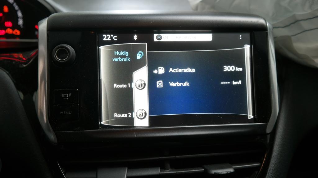 PEUGEOT 208 5DRS BERLINE