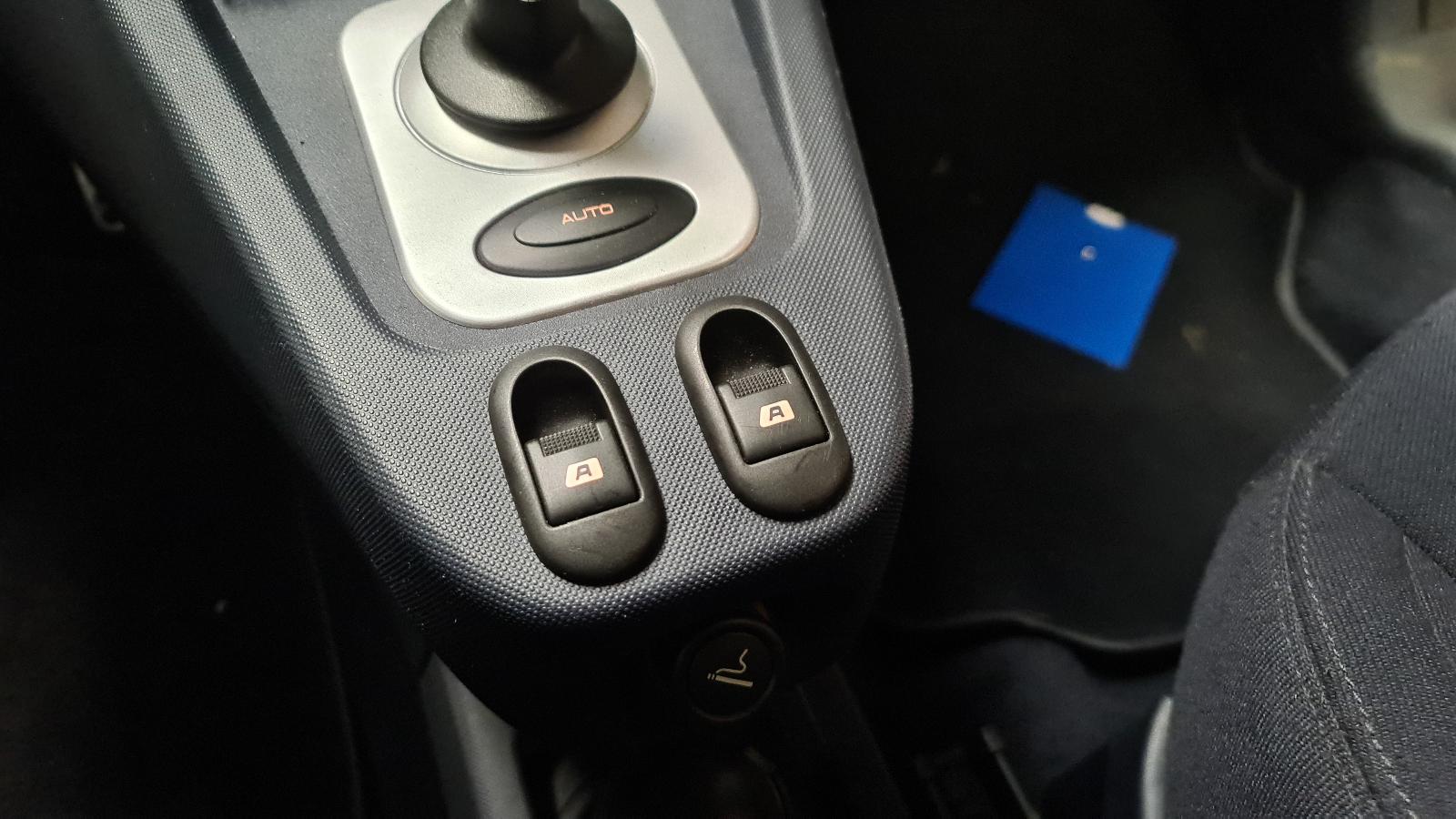 PEUGEOT 1007 2 schuifdeuren