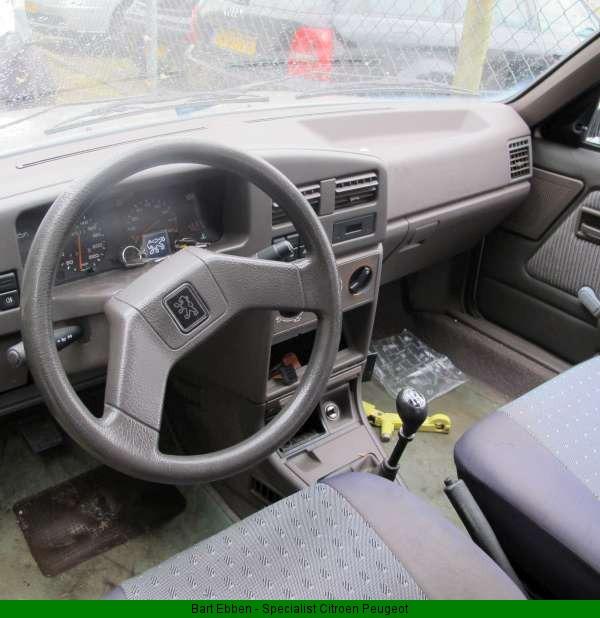 PEUGEOT 309 1.4 PLUS