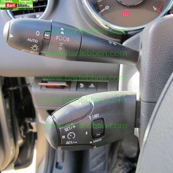 PEUGEOT 5008 RUIMTEWAGE