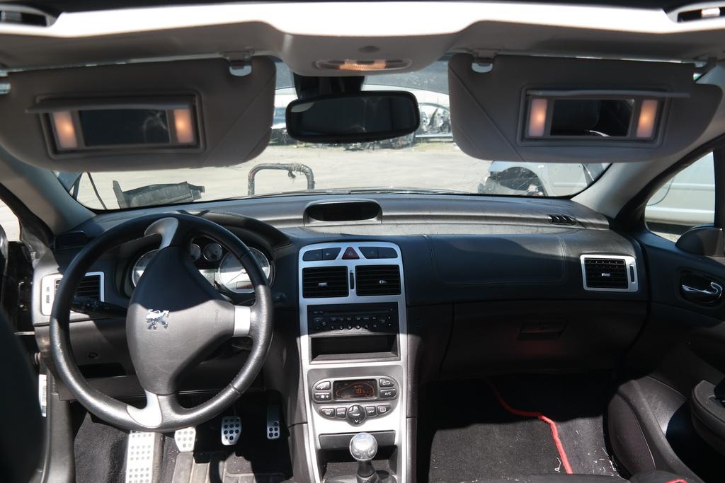 PEUGEOT 307 1.6 CABRIO