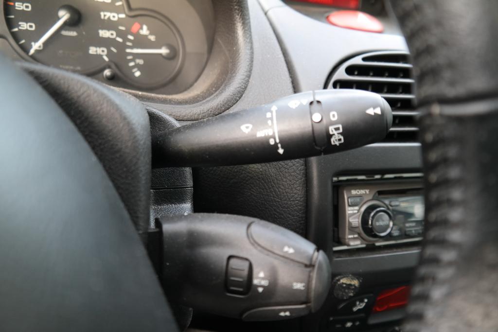 PEUGEOT 206 GENTRY