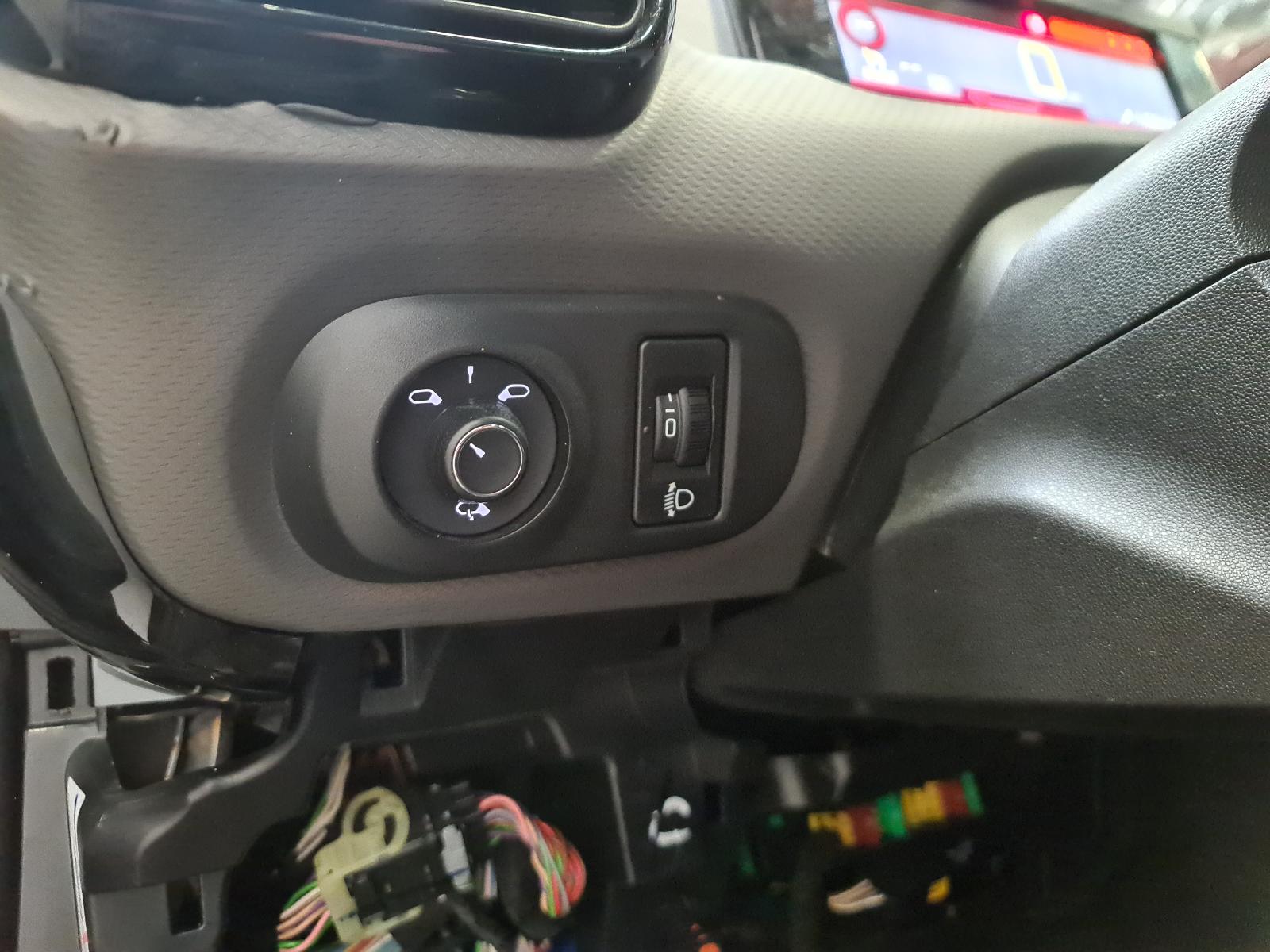 CITROEN C4 CACTUS 5DRS BERLINE